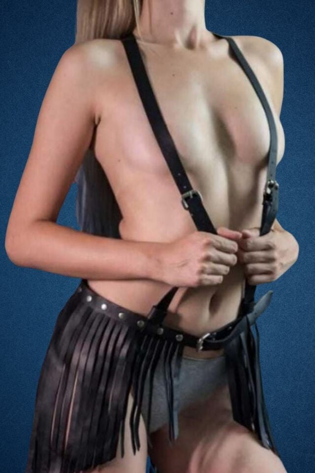 Deri Etek Detaylı Omuz Askılı Fantazi Harness