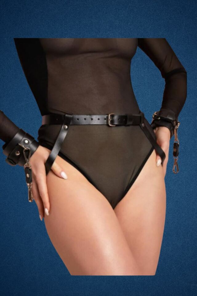 Deri Kalçadan Bağlamalı Kelepçe Fantazi Harness