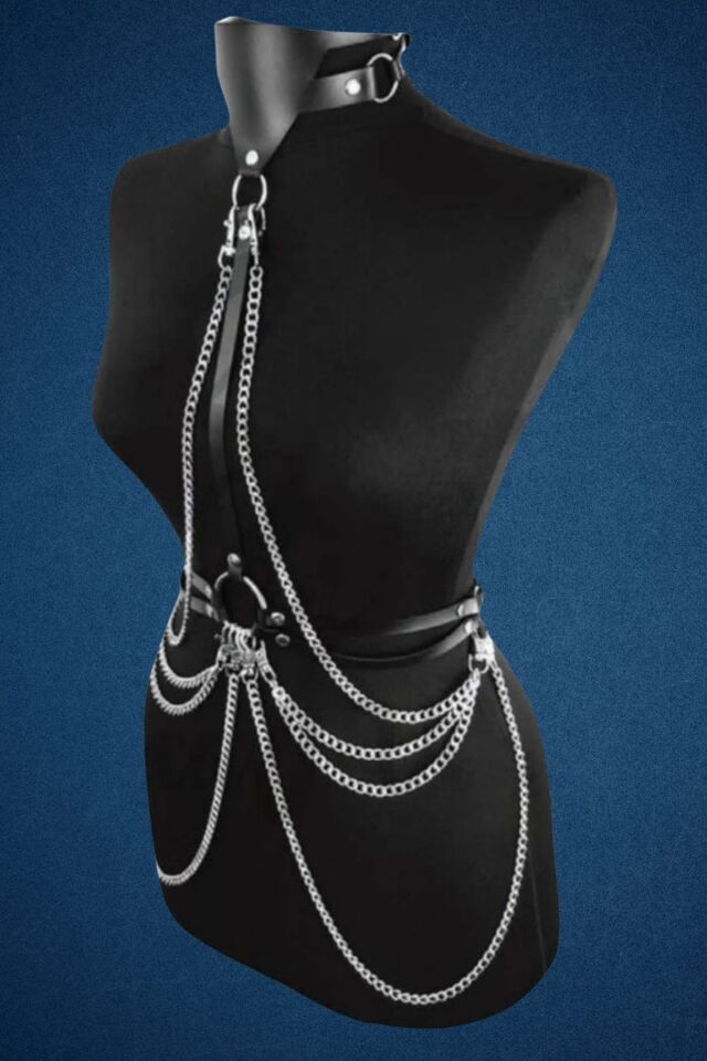 Tasma, Belden Ayarlı Zincir Detaylı Deri Fantazi Harness