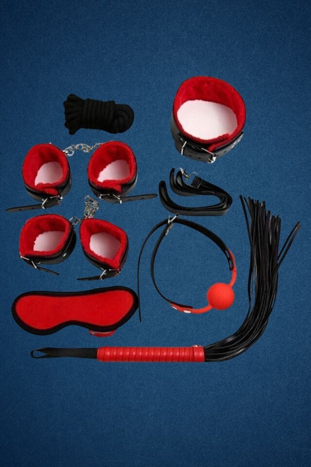 7'Li Deri Fantezi İçi Tüylü Kırbaç Göz Bantlı Fantazi Harness Set