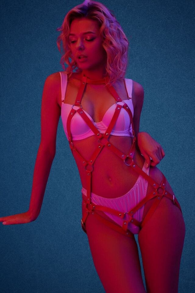 Deri Harness Body