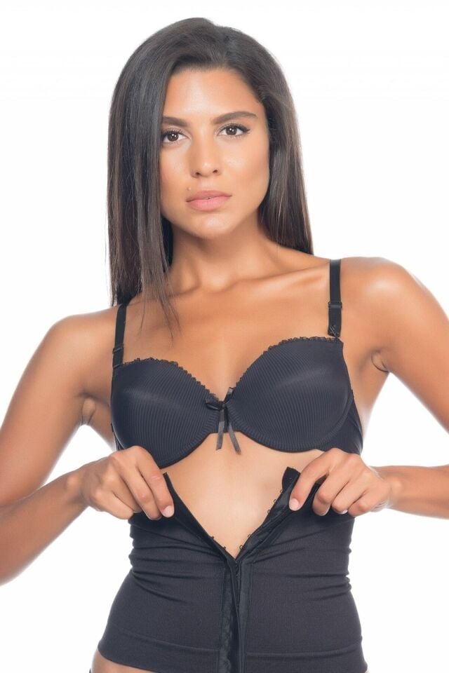 Siyah